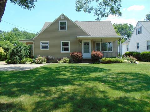 5335 Broadway Ave, Lorain, OH 44052 photo 2