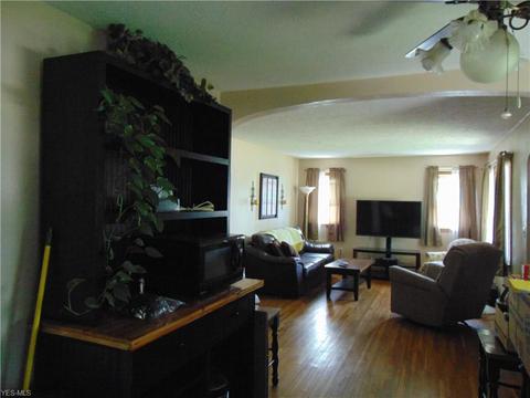 5335 Broadway Ave, Lorain, OH 44052 photo 12