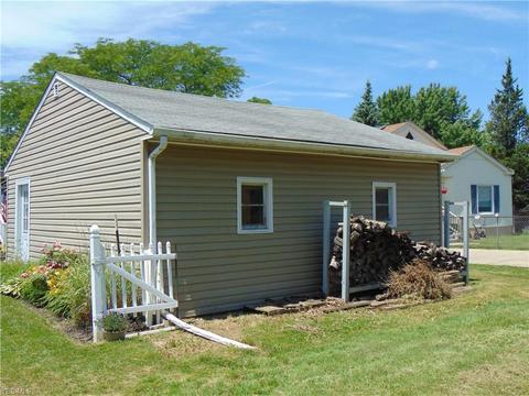 5335 Broadway Ave, Lorain, OH 44052 photo 31