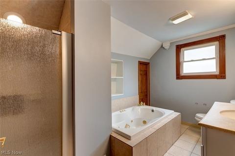 175 E Walnut Ave, Painesville, OH 44077 photo 4