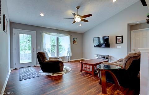 39066 Caistor Dr, Avon, OH 44011 photo 7