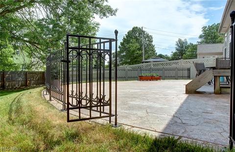 39066 Caistor Dr, Avon, OH 44011 photo 29