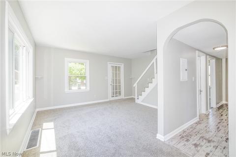1815 Robindale St, Wickliffe, OH 44092 photo 15