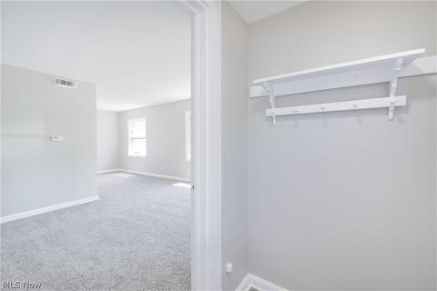 1815 Robindale St, Wickliffe, OH 44092 photo 8