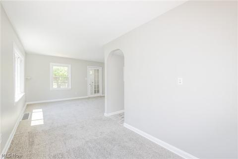 1815 Robindale St, Wickliffe, OH 44092 photo 13