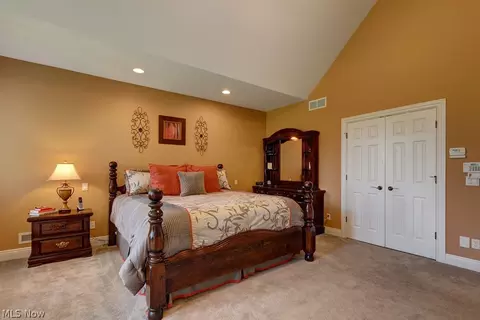 7233 Castle Pine Dr, Solon, OH 44139 photo 21