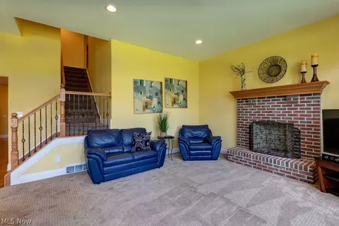 7233 Castle Pine Dr, Solon, OH 44139 photo 13