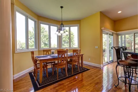 7233 Castle Pine Dr, Solon, OH 44139 photo 17