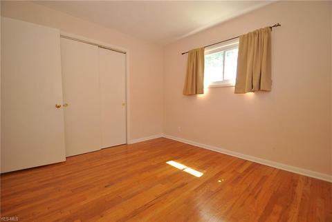 700 Glenhurst Rd, Willowick, OH 44095 photo 19