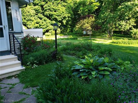 3505 Parkview Dr, Ashtabula, OH 44004 photo 2