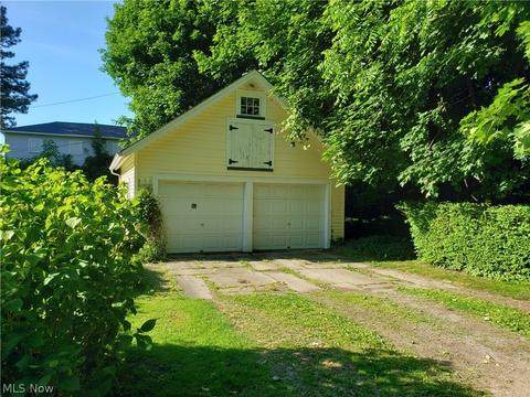 3505 Parkview Dr, Ashtabula, OH 44004 photo 4