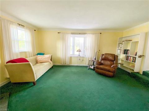 383 Roosevelt Ave, Elyria, OH 44035 photo 18