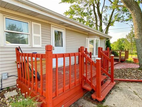 383 Roosevelt Ave, Elyria, OH 44035 photo 7