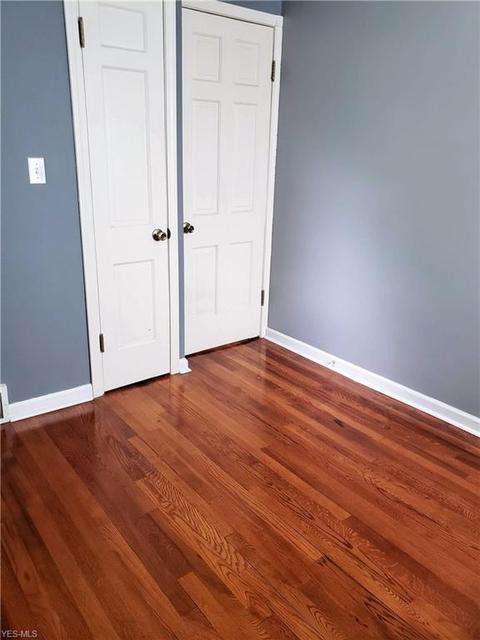 60 Baker St, Berea, OH 44017 photo 15