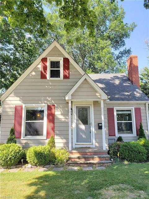 60 Baker St, Berea, OH 44017 photo 1