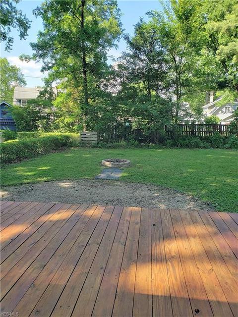 60 Baker St, Berea, OH 44017 photo 4