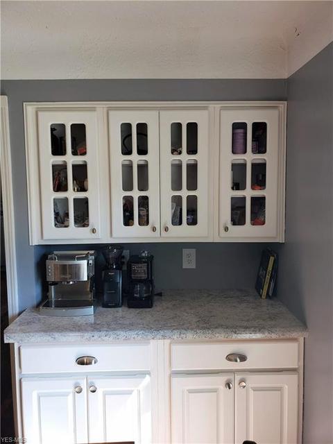 60 Baker St, Berea, OH 44017 photo 8