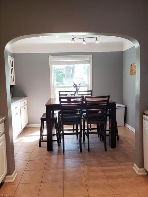 60 Baker St, Berea, OH 44017 photo 9