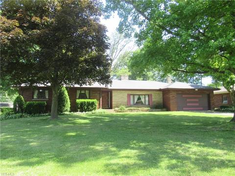 810 Ronlee Ln, Boardman, OH 44512 photo 1