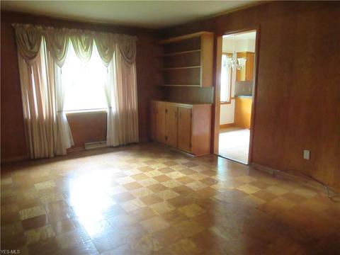 810 Ronlee Ln, Boardman, OH 44512 photo 3