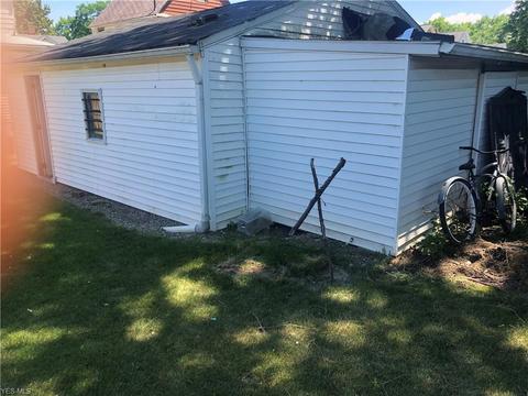 121 Homer Ct, Elyria, OH 44035 photo 6