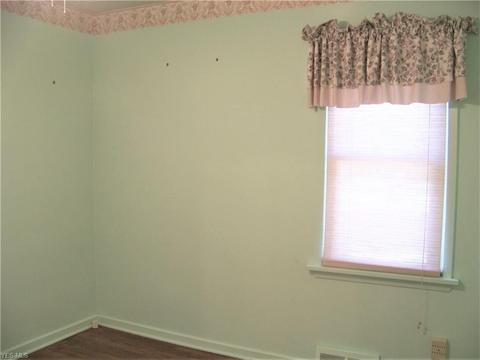 47 Eldred Ave, Bedford, OH 44146 photo 15
