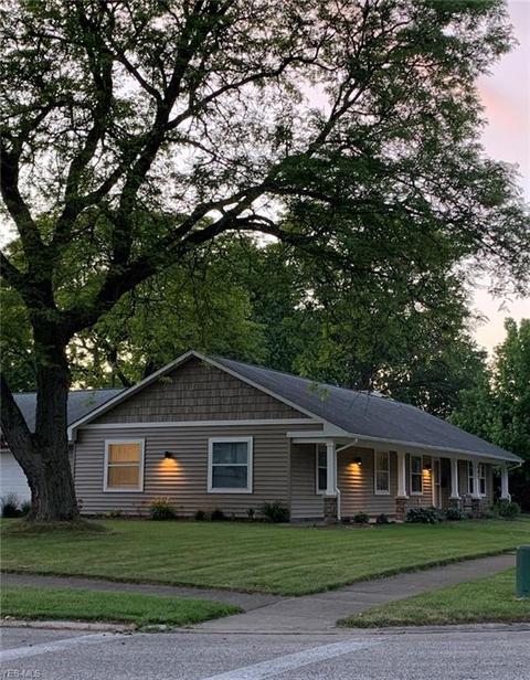480 Cranston Dr, Berea, OH 44017 photo 4