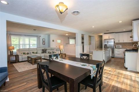 480 Cranston Dr, Berea, OH 44017 photo 6