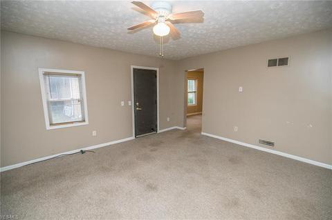 7540 State Rd, Parma, OH 44134 photo 10