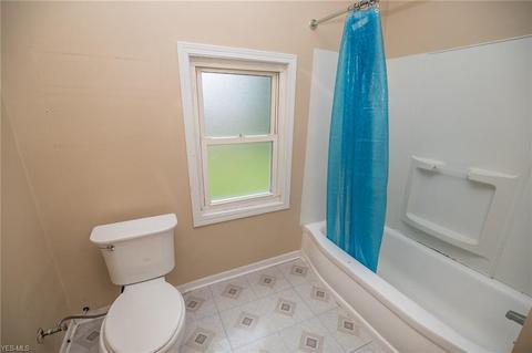 7540 State Rd, Parma, OH 44134 photo 13