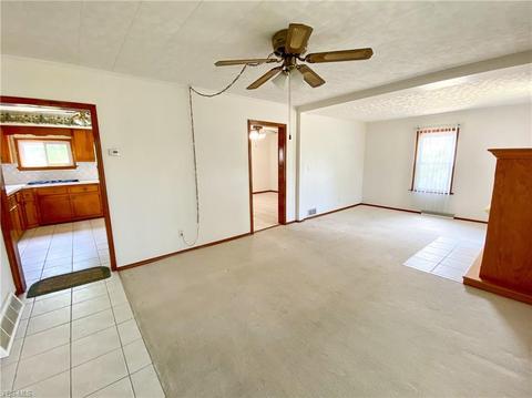 2318 E 29th St, Lorain, OH 44055 photo 22