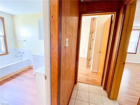 2318 E 29th St, Lorain, OH 44055 photo 21