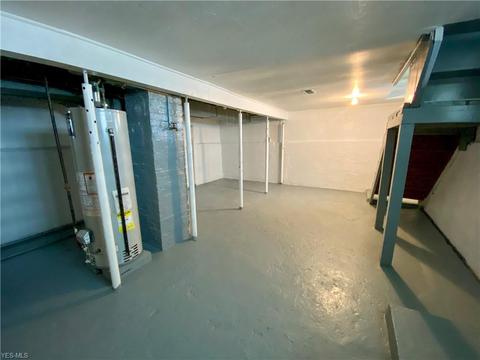 2318 E 29th St, Lorain, OH 44055 photo 29