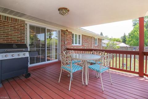 2032 E 37th St, Lorain, OH 44055 photo 8