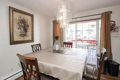 2032 E 37th St, Lorain, OH 44055 photo 6