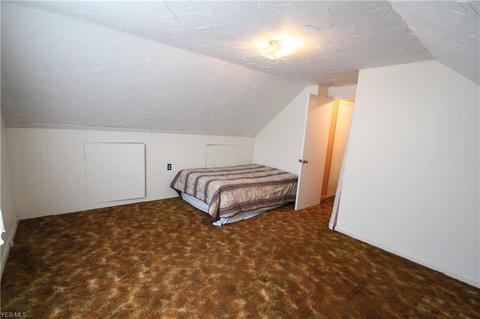 705 E 266th St, Euclid, OH 44132 photo 7