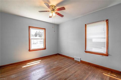 237 13th St, Elyria, OH 44035 photo 14