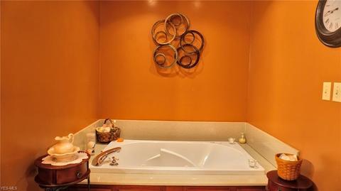 2829 Best Rd, Cambridge, OH 43725 photo 15