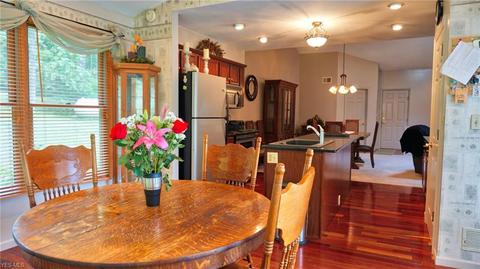 2829 Best Rd, Cambridge, OH 43725 photo 6