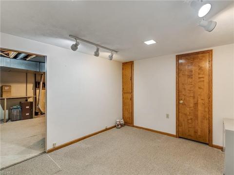 559 Mcentee Dr, Wadsworth, OH 44281 photo 19