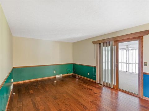 559 Mcentee Dr, Wadsworth, OH 44281 photo 10