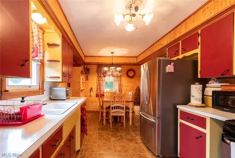 703 Evans Ave, Akron, OH 44310 photo 11