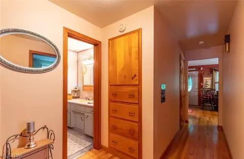 703 Evans Ave, Akron, OH 44310 photo 22