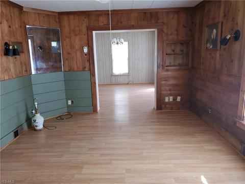 958 W 58th St, Ashtabula, OH 44004 photo 9