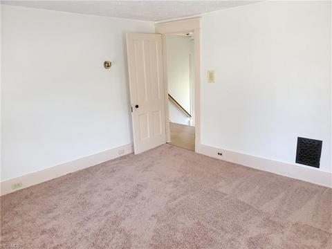 958 W 58th St, Ashtabula, OH 44004 photo 17