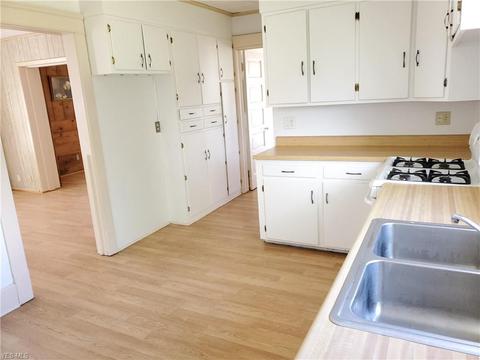958 W 58th St, Ashtabula, OH 44004 photo 14