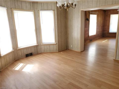 958 W 58th St, Ashtabula, OH 44004 photo 10