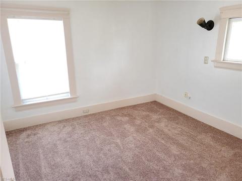 958 W 58th St, Ashtabula, OH 44004 photo 20
