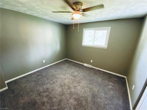 6061 Grace Ave, Elyria, OH 44035 photo 9