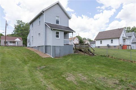 50 Moore St, Struthers, OH 44471 photo 6